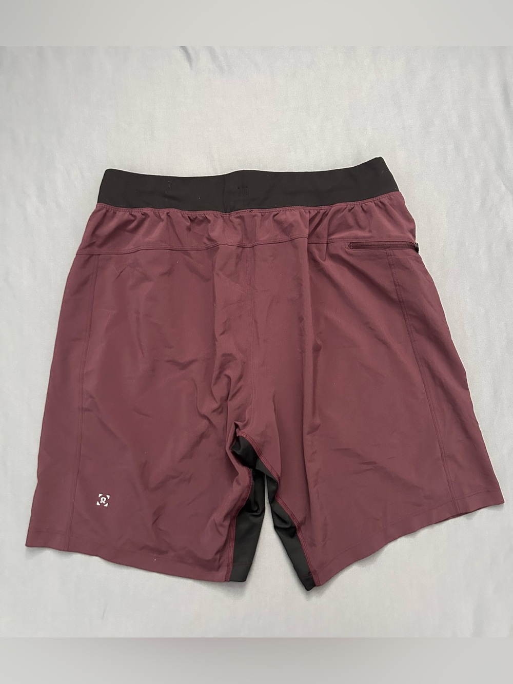 Lululemon T.H.E Short Linerless Mens Large Burgundy 9'' inseam Running Gym